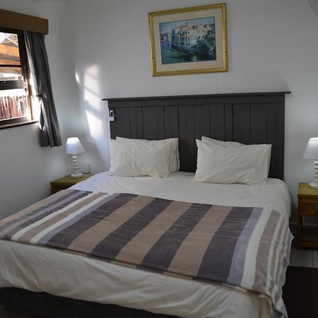 Arch Cabins Self Catering Homes Storms River Стормсривер Экстерьер фото
