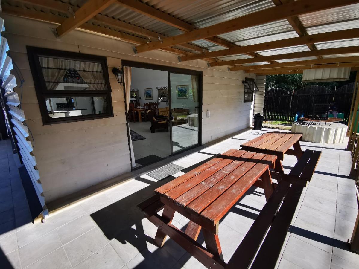 Arch Cabins Self Catering Homes Storms River Стормсривер Экстерьер фото