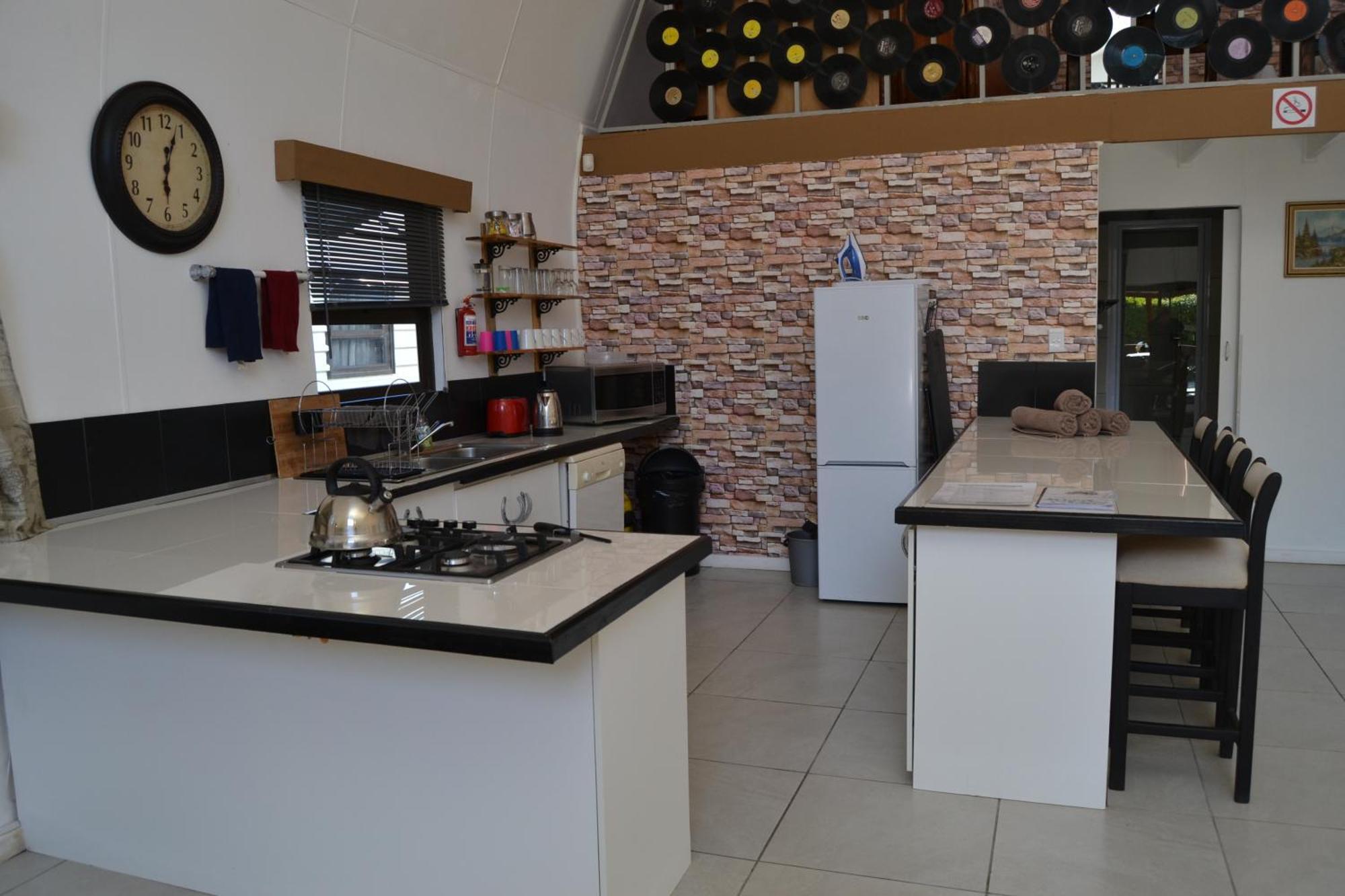 Arch Cabins Self Catering Homes Storms River Стормсривер Экстерьер фото
