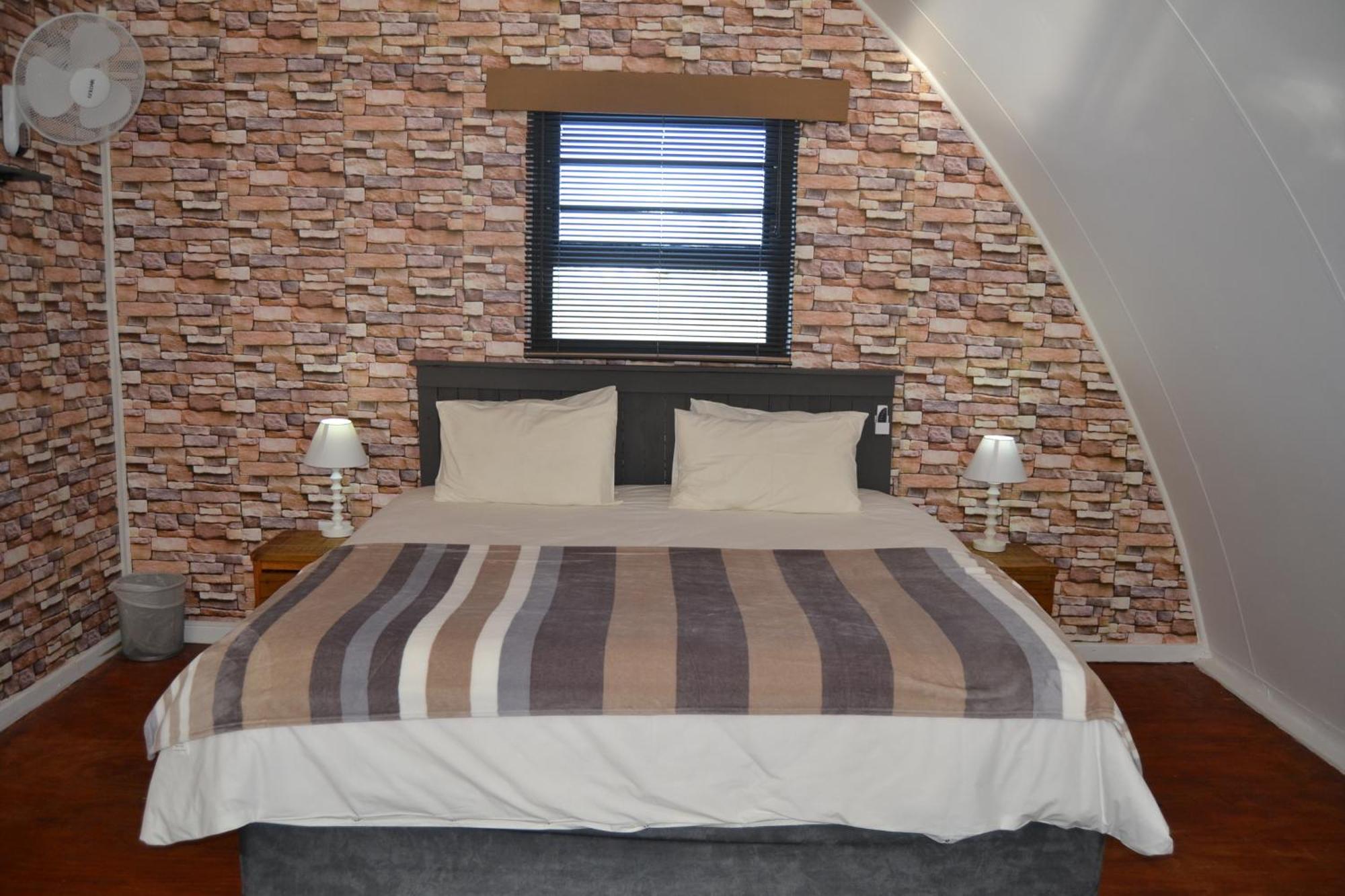 Arch Cabins Self Catering Homes Storms River Стормсривер Экстерьер фото